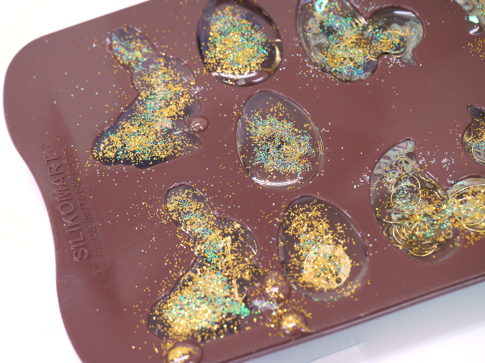 �I���S�i�C�g