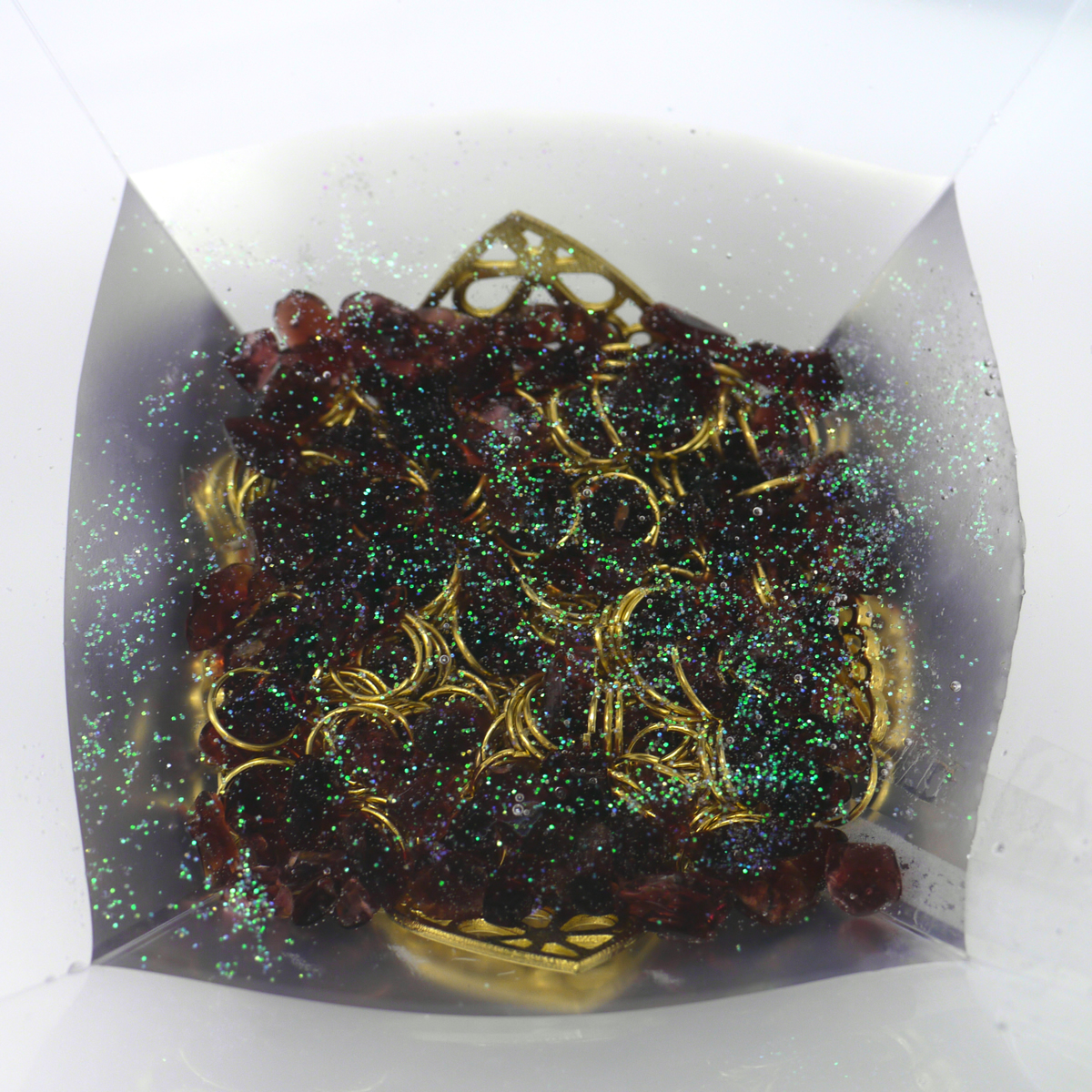 �I���S�i�C�g