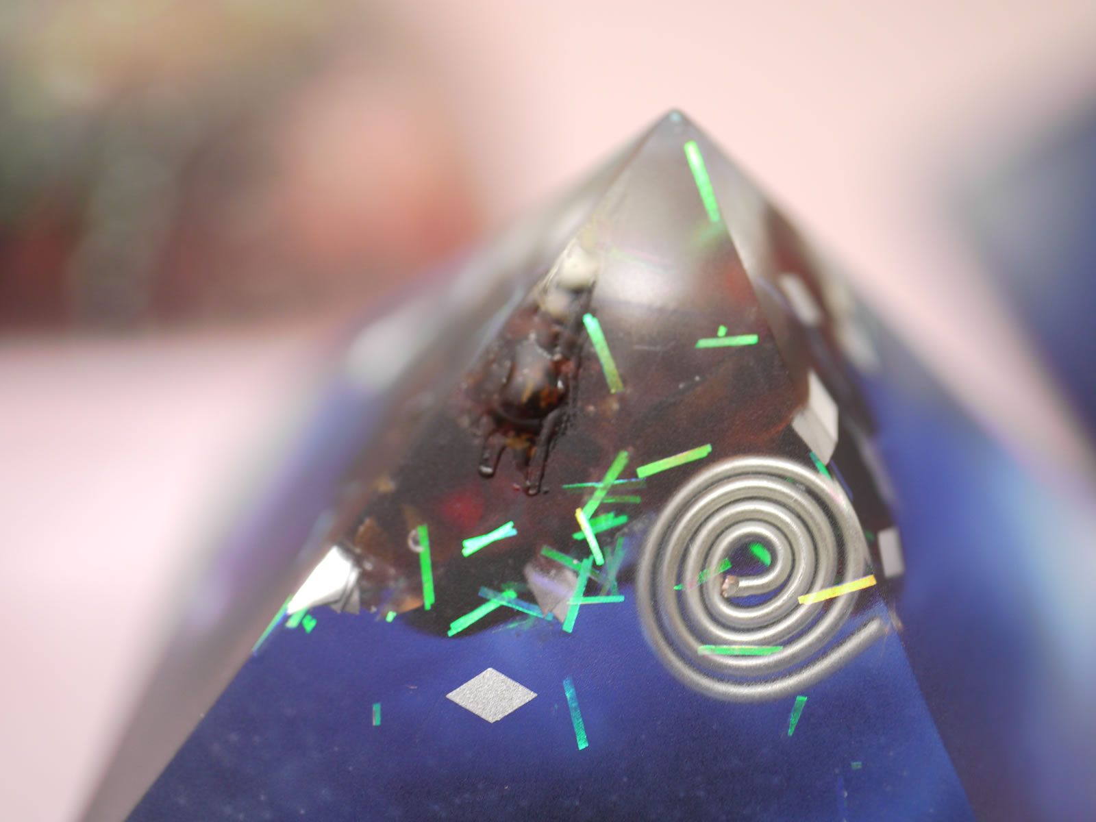 �I���S�i�C�g