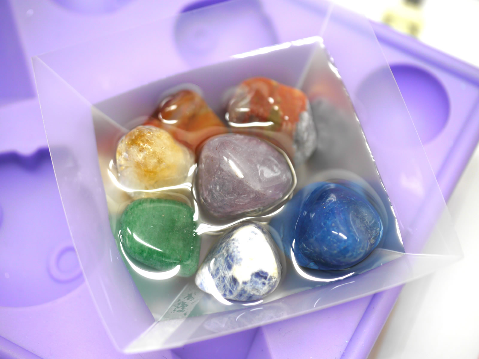 �I���S�i�C�g