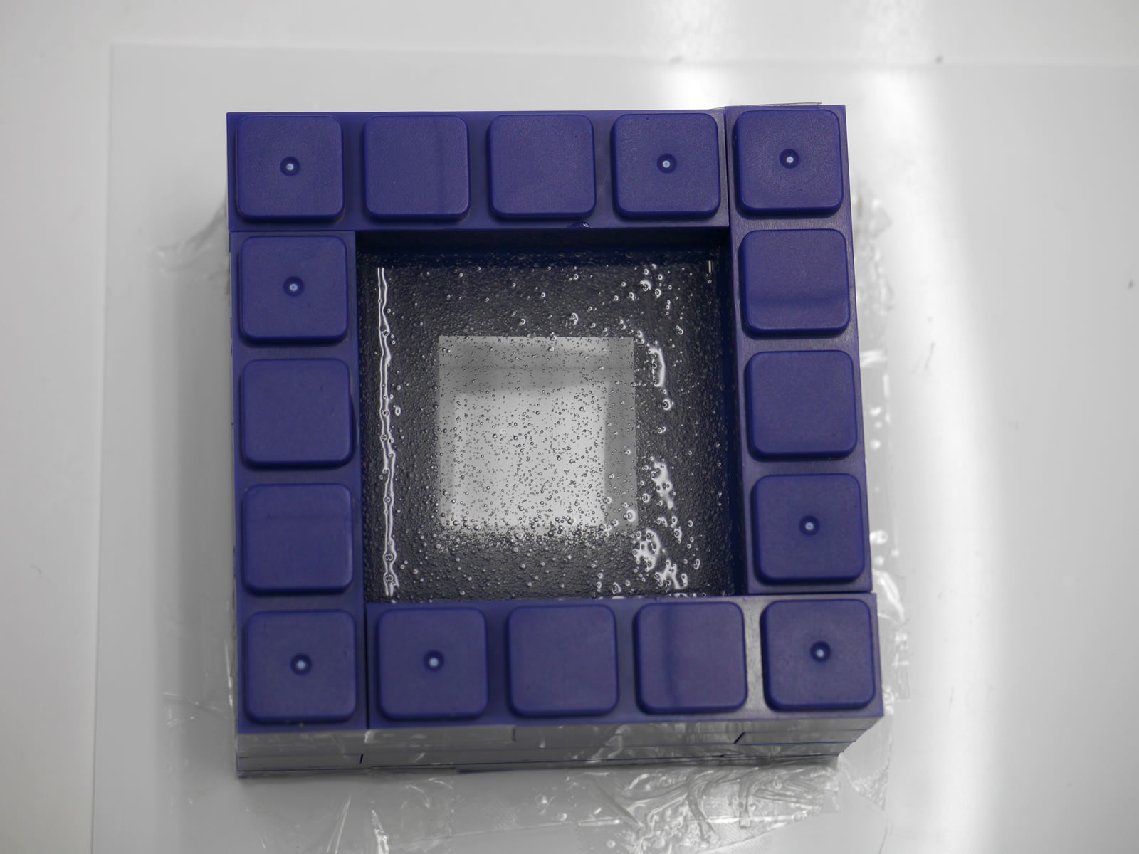 �I���S�i�C�g