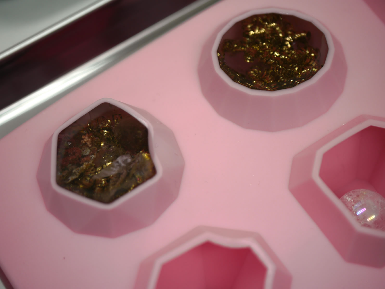 �I���S�i�C�g