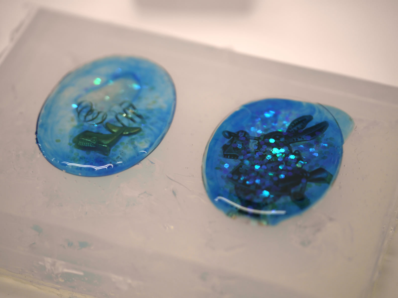 �I���S�i�C�g