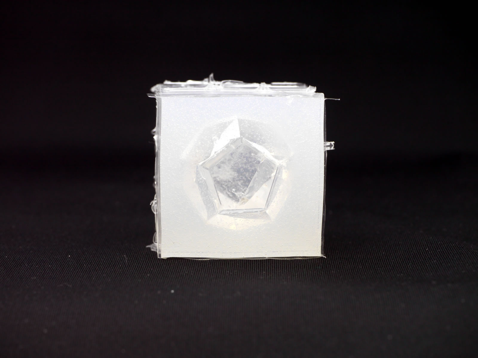 �I���S�i�C�g