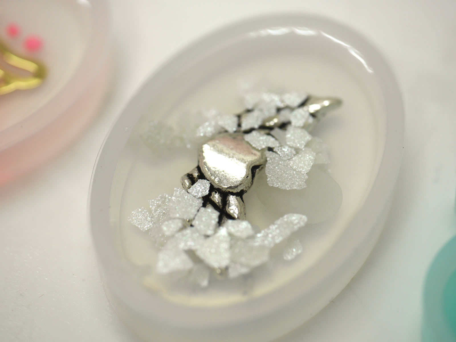 �I���S�i�C�g