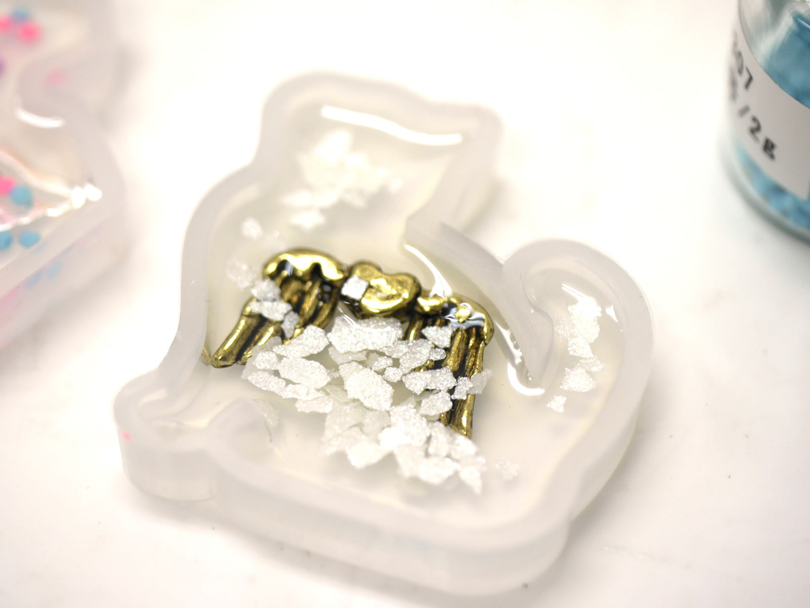 �I���S�i�C�g