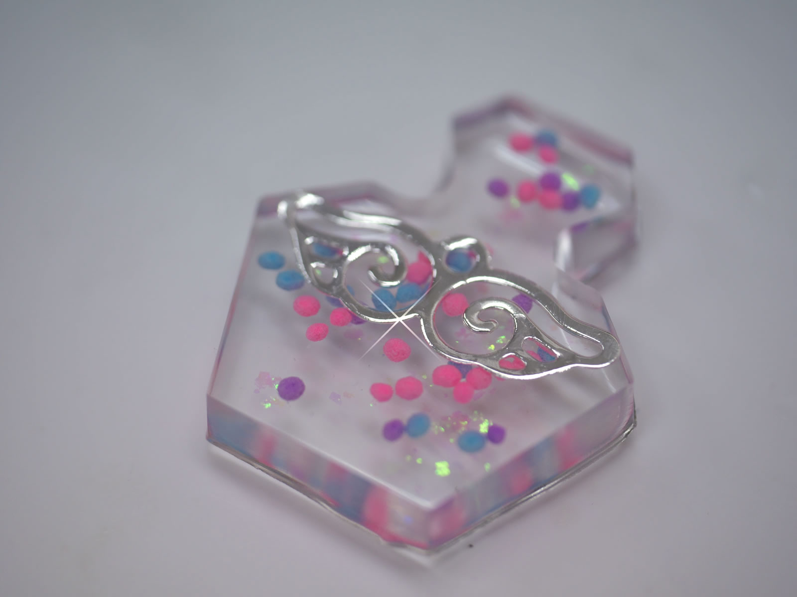 �I���S�i�C�g