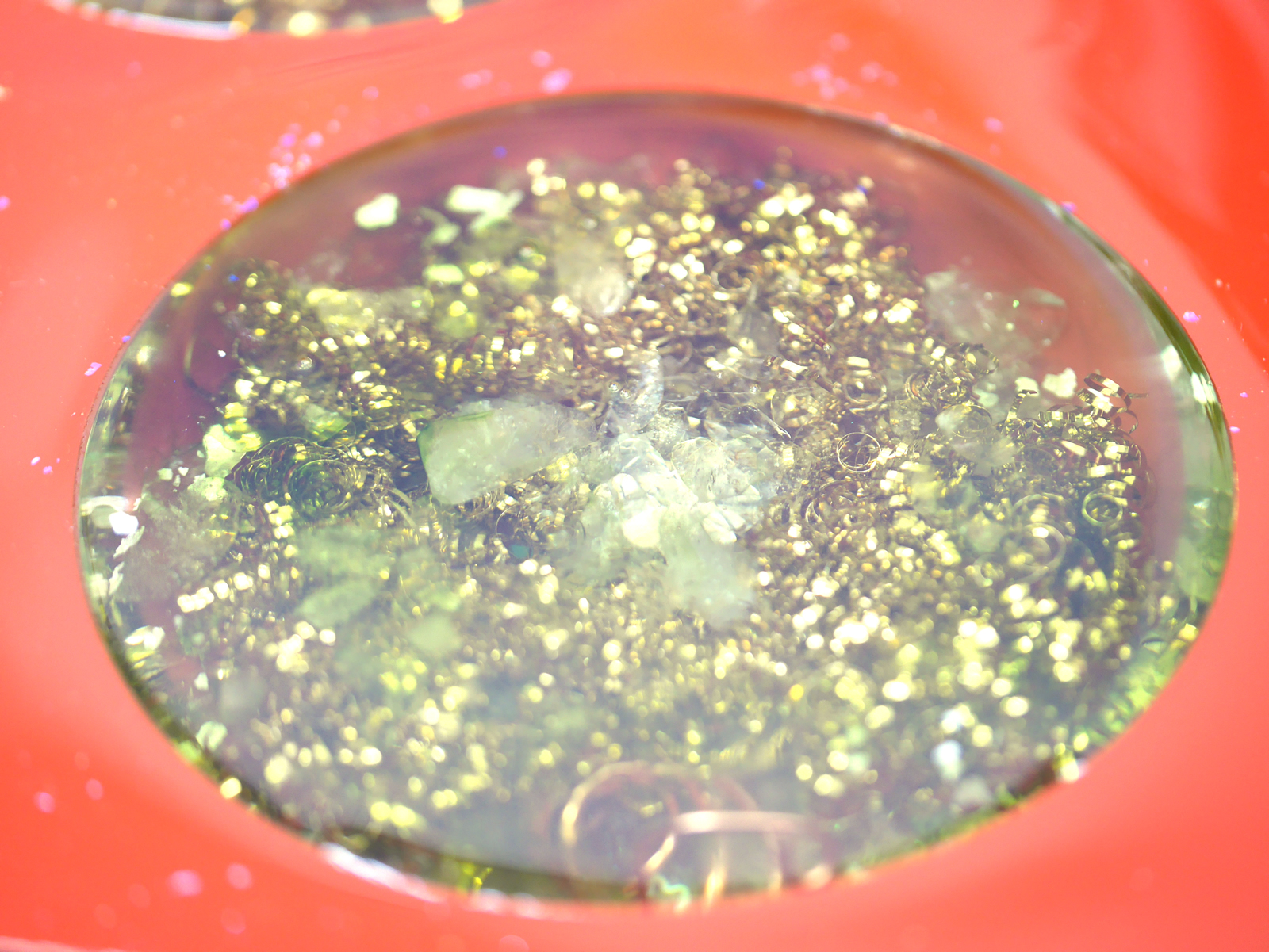 �I���S�i�C�g