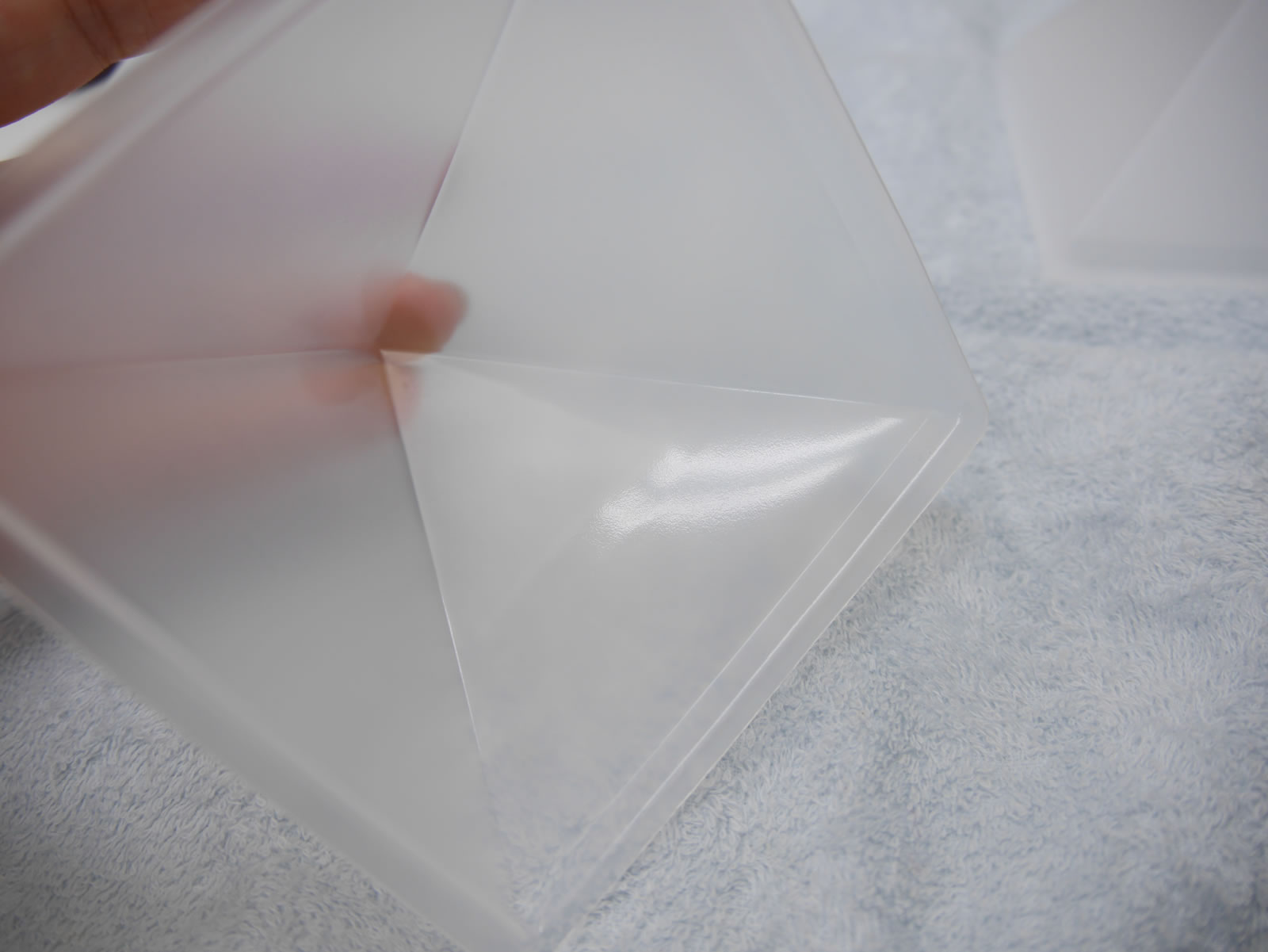 �A�E�g���b�g�@�s���~�b�h�^