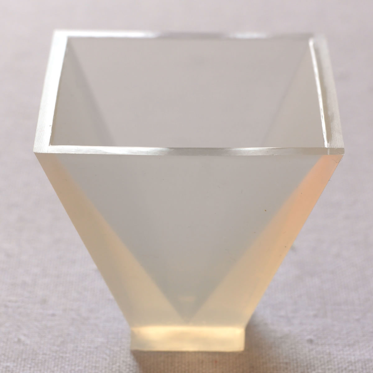 �I���S�i�C�g