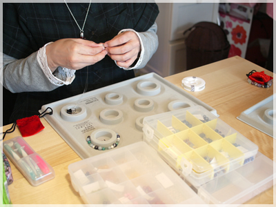 �u�����i